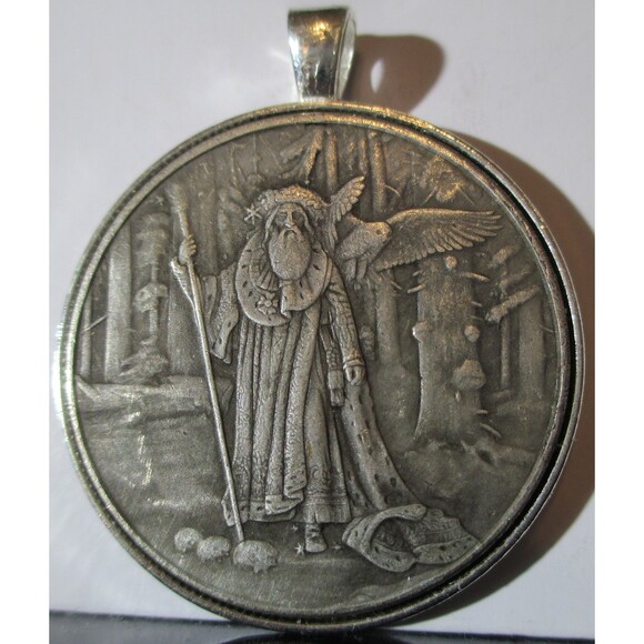 Celtic Lore: Merlin Coin-Pendant - Picture 1 of 5